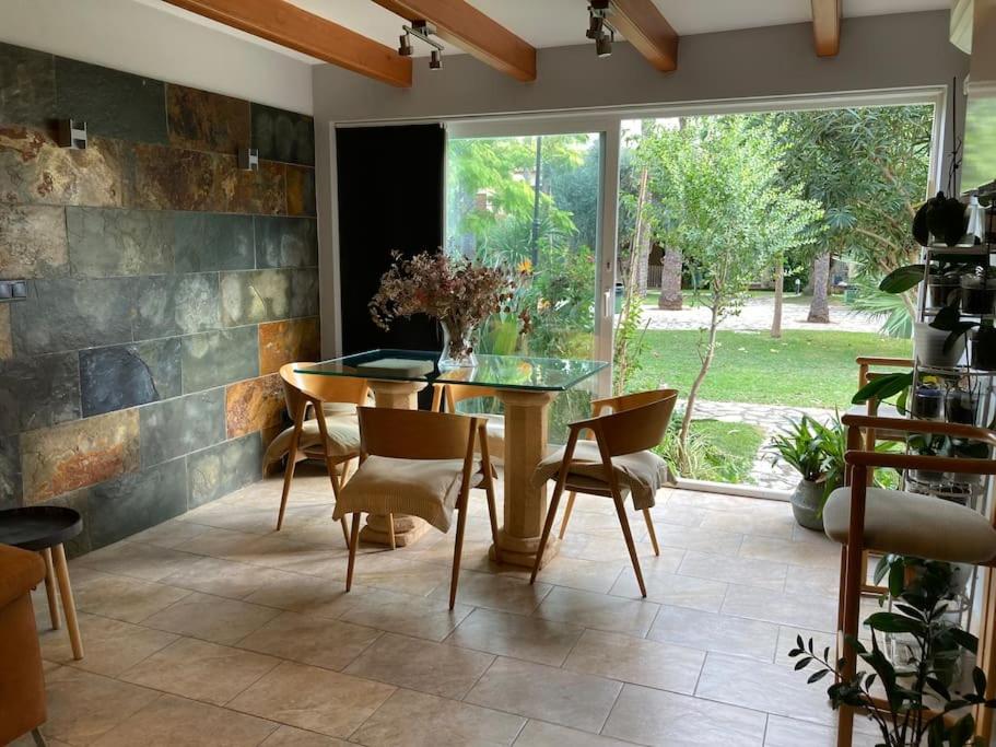 Adosado En Con Gran Jardin Holiday home Denia
