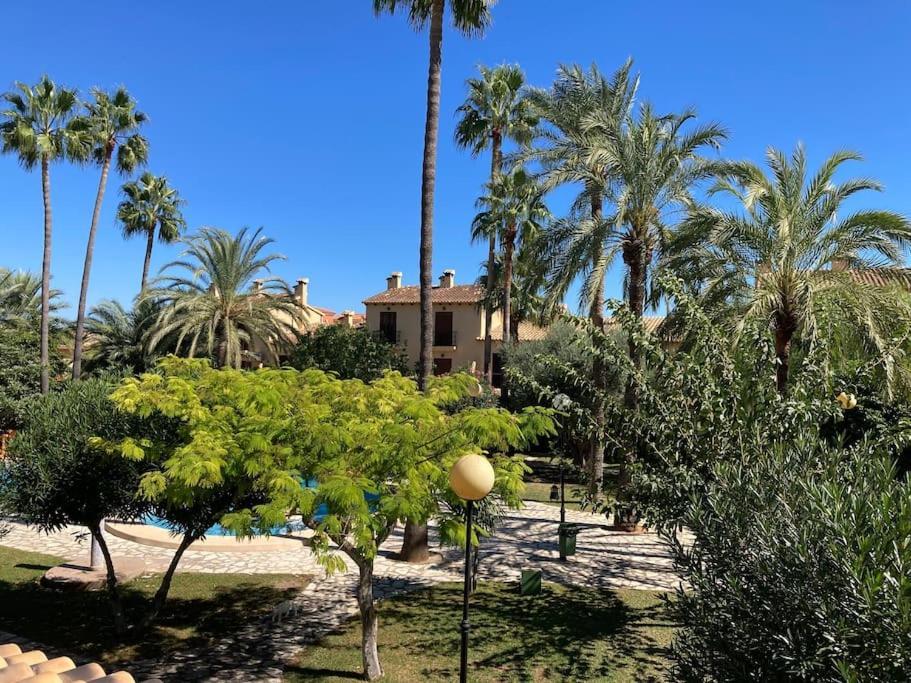 Holiday home Adosado En Con Gran Jardin Denia